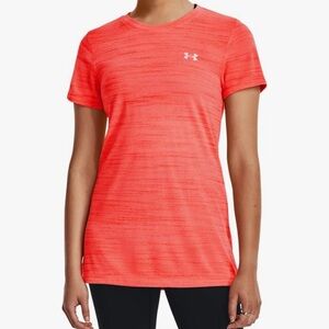 Women's Under Armour UA Tech Tiger Short Sleeve Shirt Medium